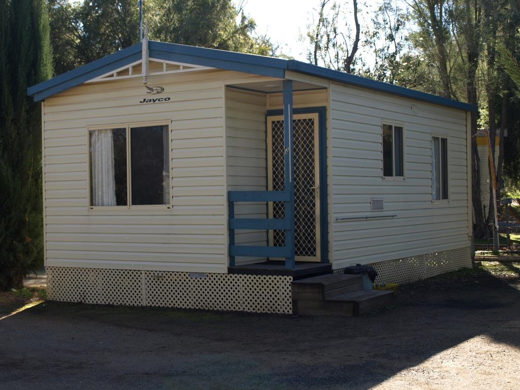 Cowra Holiday Park Exterior photo